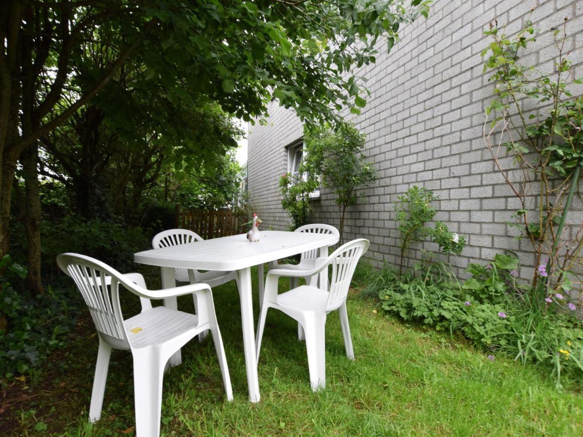 Cozy Apartment In Paliseul With Garden Carlsbourg Exterior photo